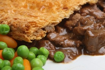 Family Steak & Gravy Pie