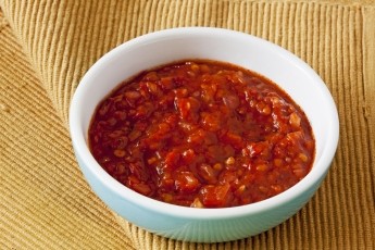 Spicy Onion and sticky tomato chutney