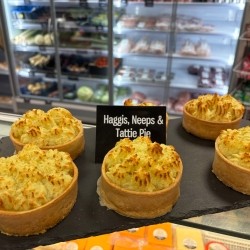 Haggis Neeps & Tattie Pie